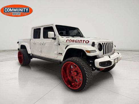 Used 2022 Jeep Gladiator Overland image 7