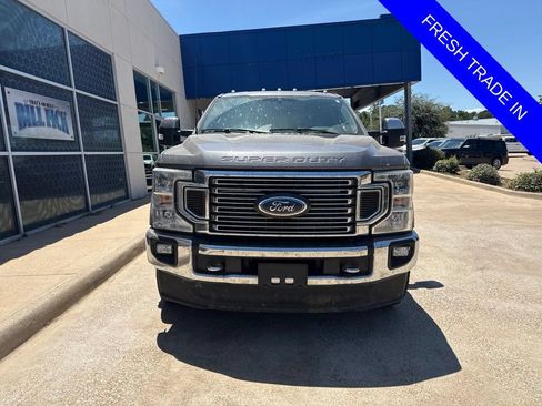 Used 2022 Ford F350 XLT w/ XLT Premium Package AWD/4WD image 3