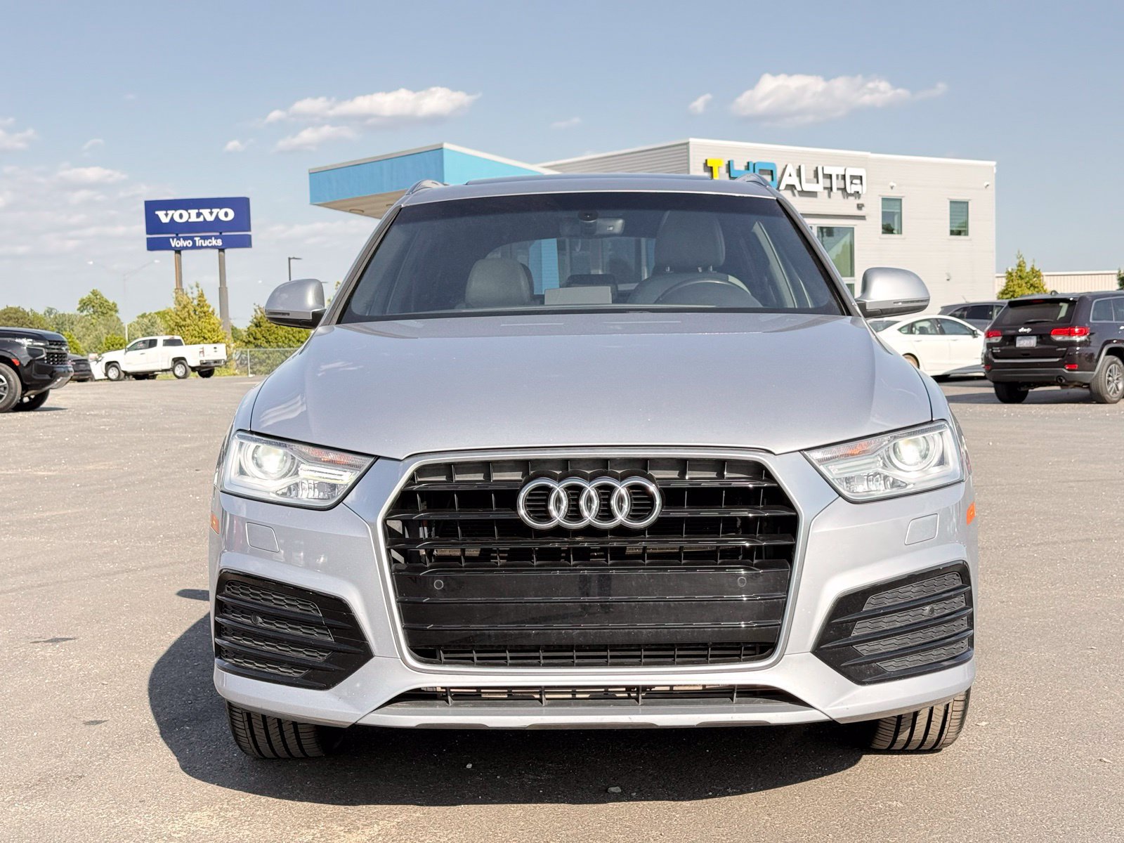 Used 2018 Audi Q3 2.0T Premium FWD image 6