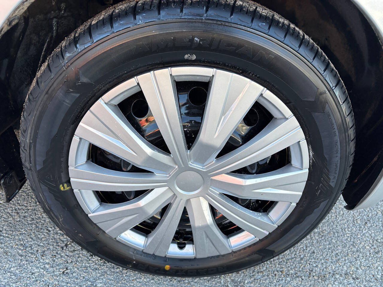 Used 2012 Scion iQ FWD image 5