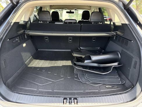 Certified 2022 Lincoln Nautilus FWD w/ Premium Package image 11