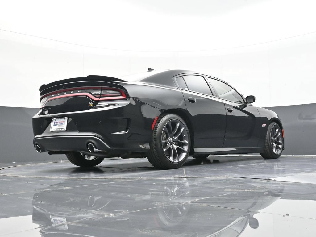 Used 2023 Dodge Charger Scat Pack w/ Technology Group RWD image 38