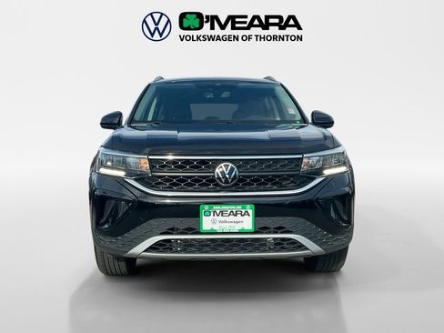 Used 2024 Volkswagen Taos SE image 8