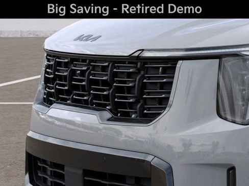 New 2026 Kia Sorento SX Prestige w/ Olive Brown Leather Package image 12