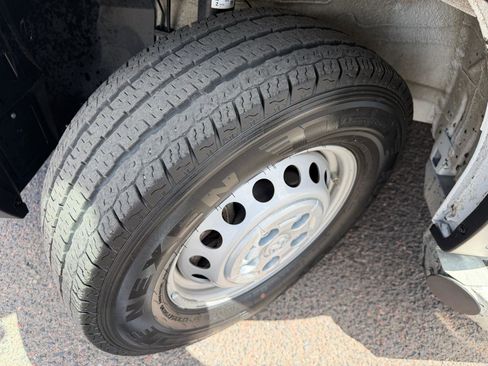 Used 2025 RAM ProMaster 2500 w/ U-Haul Equipment Group image 38