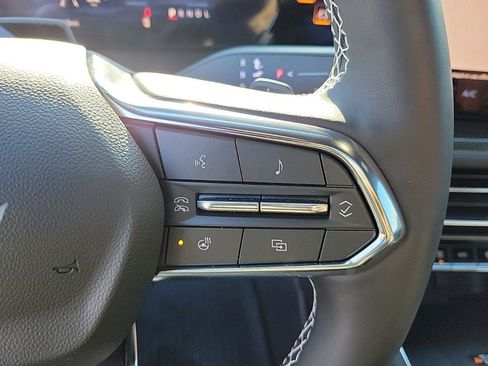 Used 2026 Chevrolet Traverse High Country image 23