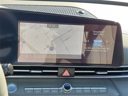 Used 2024 Hyundai Elantra SEL w/ Convenience Package image 9