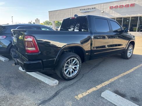 Used 2022 RAM 1500 Laramie w/ Sport Appearance Package AWD/4WD image 7