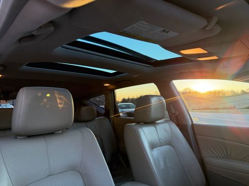 Used 2010 Nissan Murano LE w/ Navigation Pkg image 25