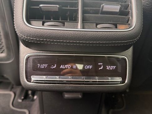 Used 2024 Mercedes-Benz GLS 450 4MATIC image 19