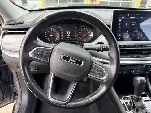 Used 2022 Jeep Compass Limited AWD/4WD image 21