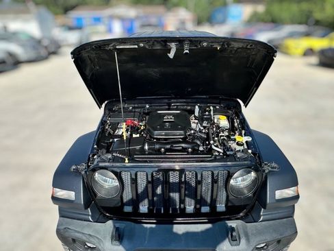 Used 2019 Jeep Wrangler Unlimited Sport S AWD/4WD image 15