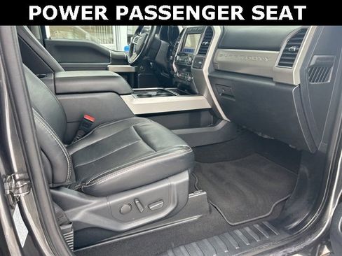 Used 2020 Ford F350 Lariat w/ Lariat Ultimate Package image 41