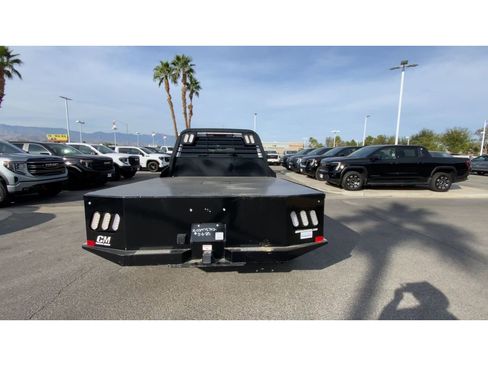 New 2026 GMC Sierra 3500 Pro w/ Convenience Package image 7