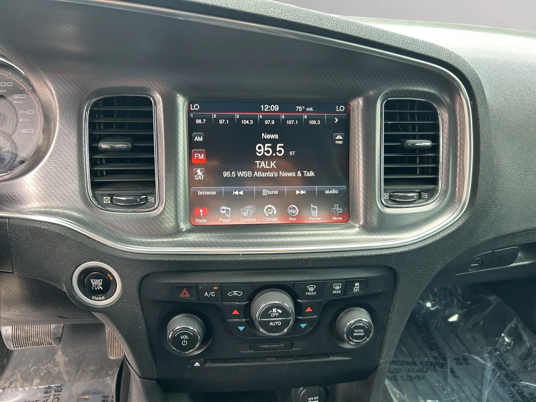 Used 2013 Dodge Charger R/T AWD/4WD image 12