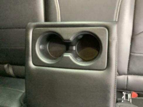 Used 2023 Jeep Wrangler Unlimited Sahara w/ Cold Weather Group image 18