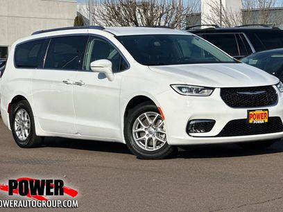 Used 2021 Chrysler Pacifica Touring-L