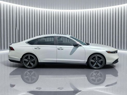 Used 2026 Honda Accord Sport image 3