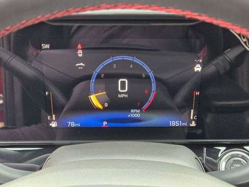 Used 2025 Chevrolet Trax RS w/ Driver Confidence Package image 19