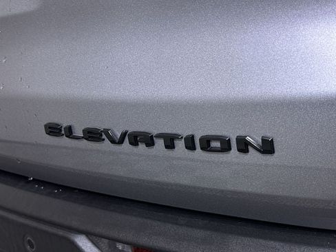 Used 2025 GMC Acadia Elevation w/ Elevation Premium Package AWD/4WD image 33