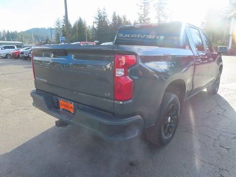 Used 2025 Chevrolet Silverado 1500 LT AWD/4WD image 9