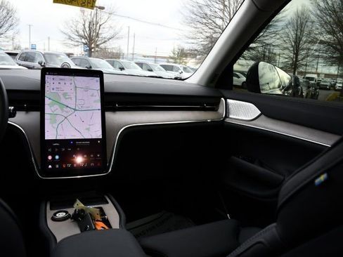 Certified 2025 Volvo EX90 Ultra image 19