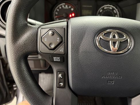 Used 2017 Toyota Tacoma SR image 26