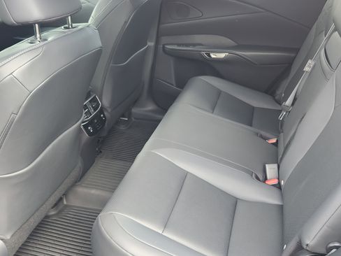 Used 2025 Lexus RX 350h w/ Convenience Package image 15