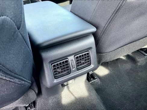 Used 2025 Toyota Camry LE FWD image 10