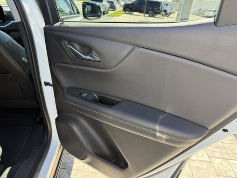 Used 2024 Chevrolet Blazer LT image 47