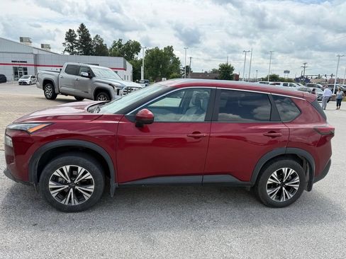 Used 2023 Nissan Rogue SV w/ SV Premium Package AWD/4WD image 4