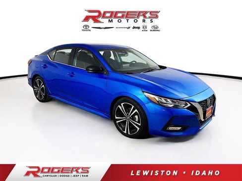 Used 2023 Nissan Sentra SR w/ Electronics Package FWD image 1