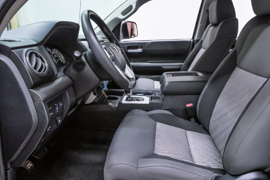 Used 2017 Toyota Tundra SR5 w/ SR5 Upgrade Package RWD image 9