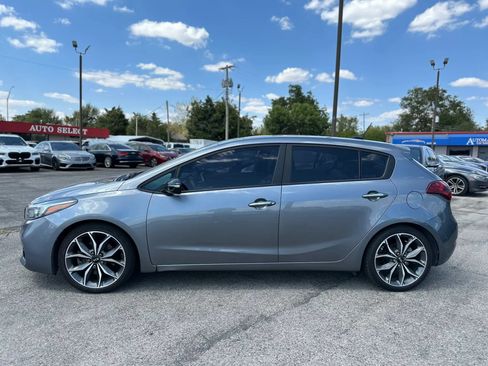 Used 2017 Kia Forte SX w/ SX Premium Tech Package FWD image 9