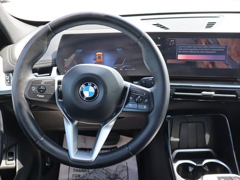 Used 2025 BMW X1 xDrive28i AWD/4WD image 11