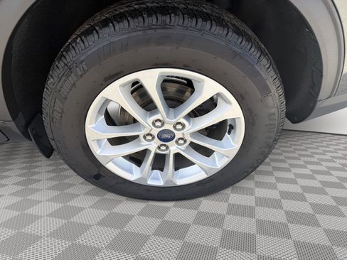 Used 2020 Ford Escape SE AWD/4WD image 9