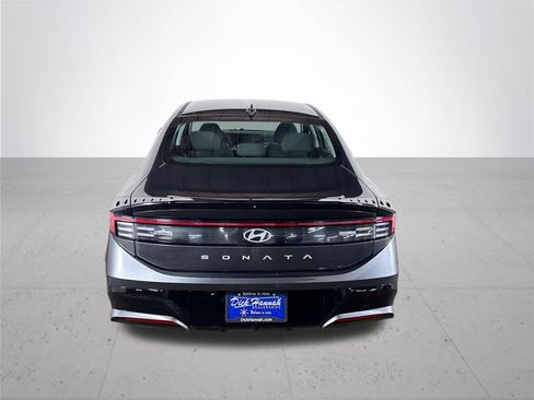 Used 2024 Hyundai Sonata SEL FWD image 7