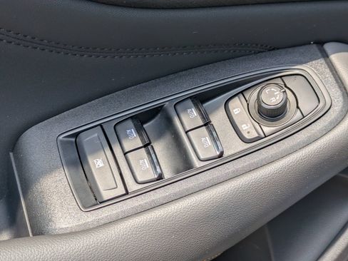 Used 2025 Subaru Outback Wilderness AWD/4WD image 12