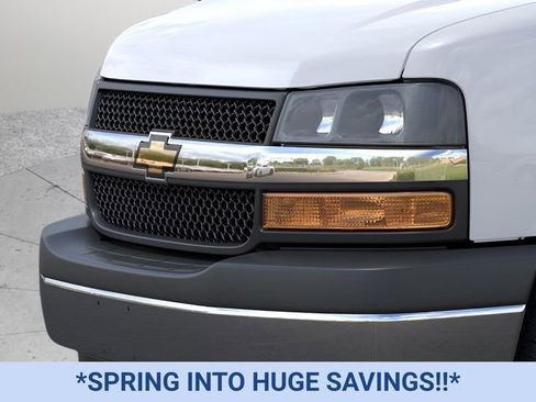 New 2025 Chevrolet Express 2500 w/ Driver Convenience Package image 13