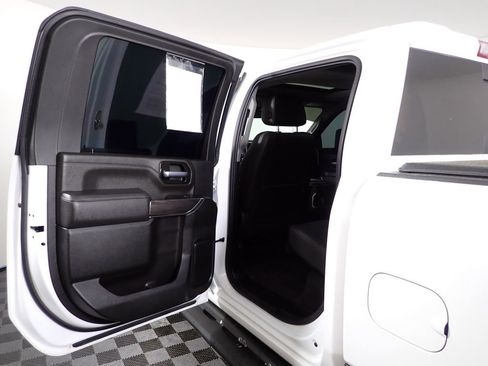 Used 2021 Chevrolet Silverado 3500 LTZ image 40