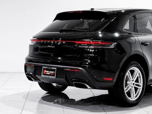 Used 2025 Porsche Macan image 10