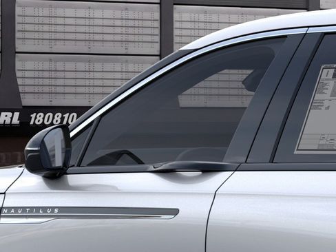 New 2026 Lincoln Nautilus Premier AWD/4WD image 20