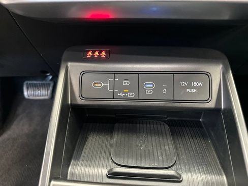 Used 2024 Hyundai Kona SEL w/ Convenience Package AWD/4WD image 13