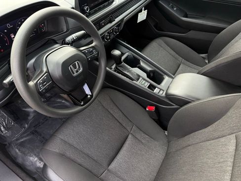 Used 2023 Honda Accord LX image 15