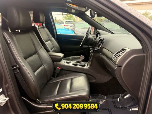 Used 2020 Jeep Grand Cherokee Limited AWD/4WD image 34