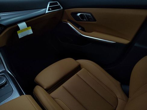 New 2026 BMW 330i xDrive Sedan w/ M Sport Package image 28
