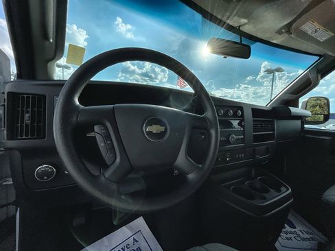 Used 2022 Chevrolet Express 3500 LS image 2