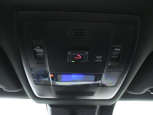 Used 2024 Lexus UX 250h AWD w/ Premium Package image 21