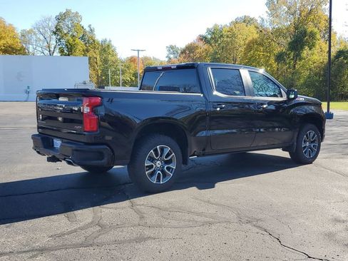 Used 2022 Chevrolet Silverado 1500 RST image 3