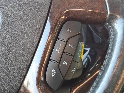 Used 2011 GMC Savana 1500 RWD image 24